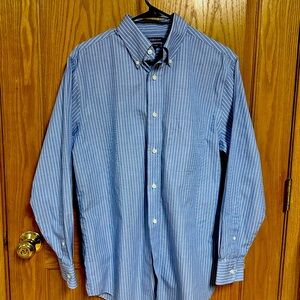 Croft and Barrow classic fit easy Care long sleeve shirt